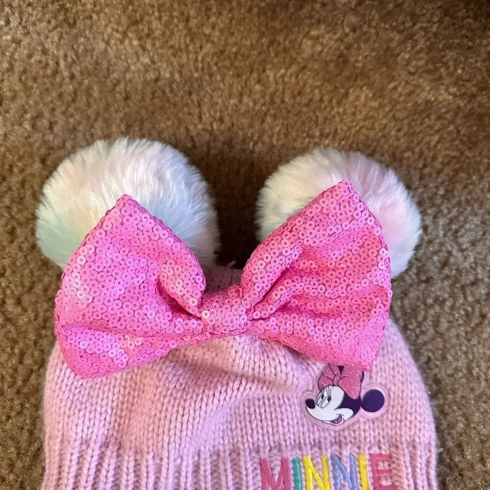 Disney $8 cash